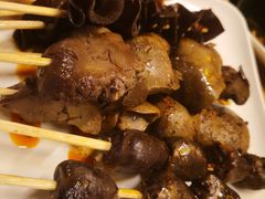 -八一路好吃街(雨田商务大厦店)