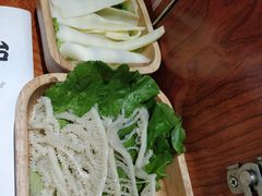 -独食火锅·半米屋台(直营总店)
