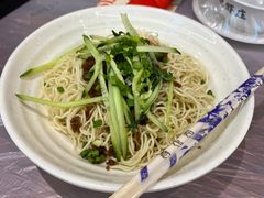 -肥肥虾庄·金牌油焖大虾(汉口城市广场店)