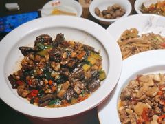 -爱碗亭·鲜炒湖南菜(壹城中心店)