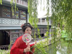 -一揽芳华汉服旗袍体验馆(拙政园店)