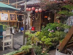 -小锅巴纳西餐厅
