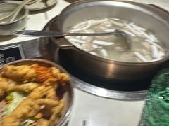 -喃喃椰·糟粕醋·椰子鸡火锅(七堡花园店)