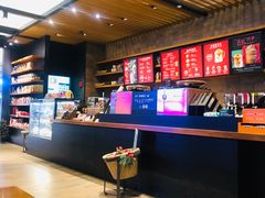 -星巴克臻选(成都环球乐天店)
