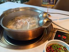 -润园四季椰子鸡火锅(卓越INTOWN店)