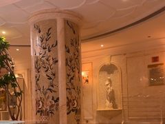 -麓湖国际水疗