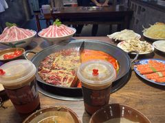 -萍姐火锅·公路夜市(武汉首店)