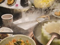 -得意咚瓜·顺德鱼生·冬瓜火锅(深圳首店)