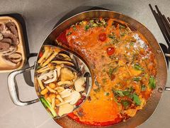 -楠小云·云南鲜牛野生菌自助火锅(九眼桥店)