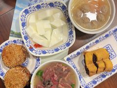 -牛街洪记小吃店(牛街店)