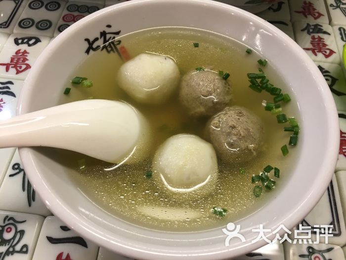 鱼蛋牛肉丸双拼