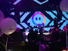 -简奥斯汀·赫本酒吧