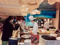 自助取餐区-咖啡苑自助餐厅·中国大饭店