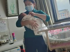 -小蝌蚪·寻·月嫂(松江妇幼店)