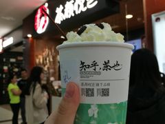 抹茶牛奶-茶颜悦色(雨花亭凯德二楼店)