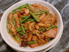 茄子豆角焖烧肉-紫金食坊(江南西路店)
