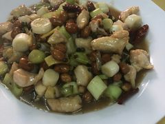 宫保鸡丁-芽庄老成都川菜馆