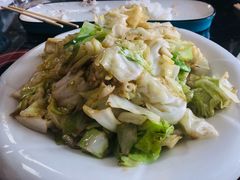 爆炒卷心菜-雪湖煜辰鱼头老店(雪野湖店)