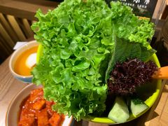 -明洞阿姨·韩式酱蟹烤肉·创意料理(三元桥店)