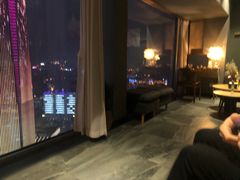 -得闲·高空SPA(东盟店)