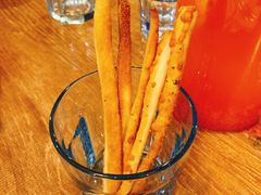 -必胜客(打浦桥日月光店)