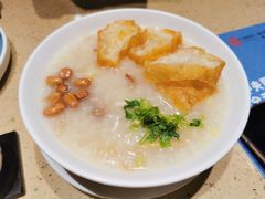 荔湾艇仔粥-点都德(春熙路群光广场店)