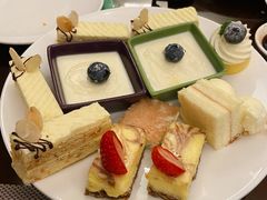 -万荟轩海鲜·粤式点心自助餐厅(蓝海风万怡酒店)