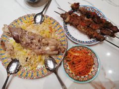 -努日曼无花果抓饭快餐(和田街小区店)