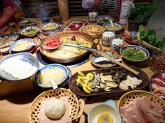 -洱火云南酸菜牛肉火锅(石景山当代商城店)