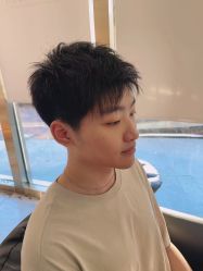-一東造型烫发染发