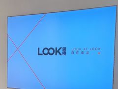 -LOOK眼镜·蔡司依视路配镜(宝山万达店)