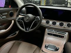 -上海星瀚奔驰4S店(红柳路店)