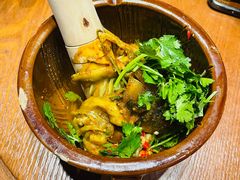 -老滇山寨•云南特色菜•地方菜•民族风情歌舞表演(金碧店)