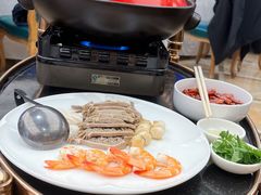 -品海楼·大连海胆锅贴馆(东港店)