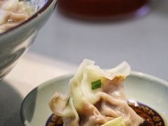 -老新隆牛肉锅贴(新街口店)