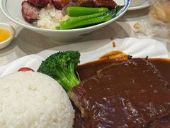 -香港新发烧腊茶餐厅(水围店)