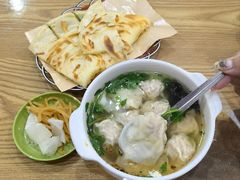 -石门侯·石门馄饨侯(革新北街店)