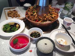-老佛爷铜炉蛙锅(海岸城店)