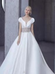 -纯色时光婚纱艺术馆WHITE