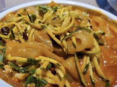 -山河屯铁锅炖(哈西站店)