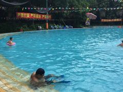 -奥冠恒温游泳馆(黄埔公园店)