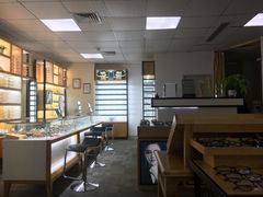 -LOGO眼镜·蔡司品牌折扣店(龙华清湖店)