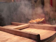 -晨皓祥人民公社铁锅炖菜(西华苑店)