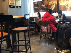 大堂-星巴克(天津滨海国际机场1店)