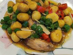 板栗烧鸡翅-东北食府·铁锅炖(花溪湾店)