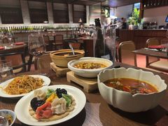 -肆海小川菜酒馆Wine Bistro (青年路店)