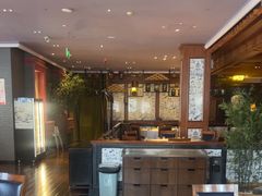 -八府香鸭·啫啫煲(华山路店)