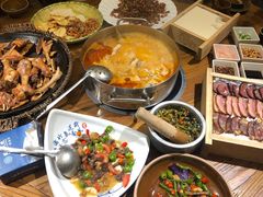 -苗家大院酸汤鱼(贵阳北站店)