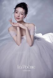 -乐派诗婚纱摄影