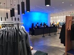 -URBAN REVIVO(西安Momopark店)